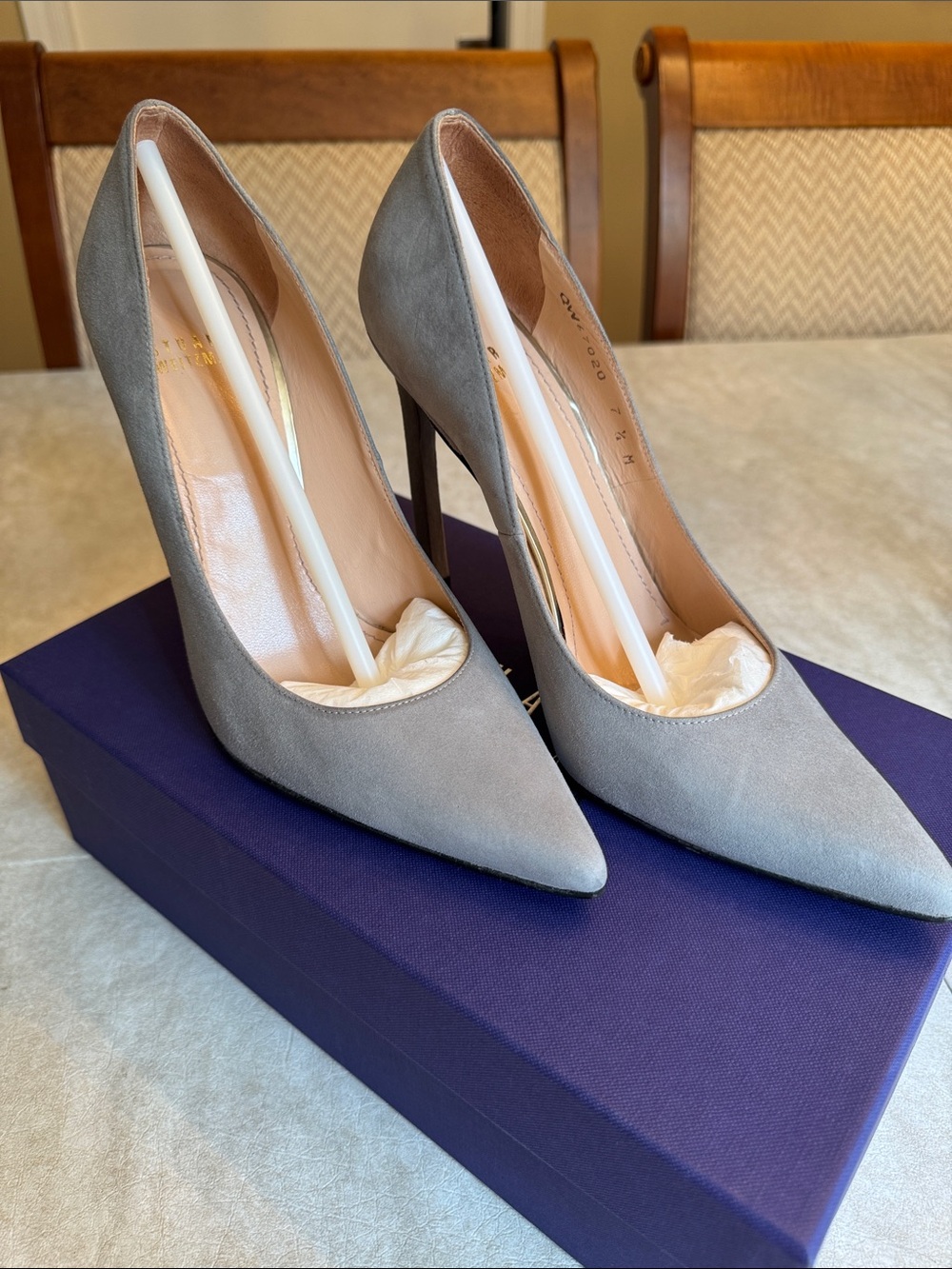 Stuart Weitzman Gray Suede Queen Pumps